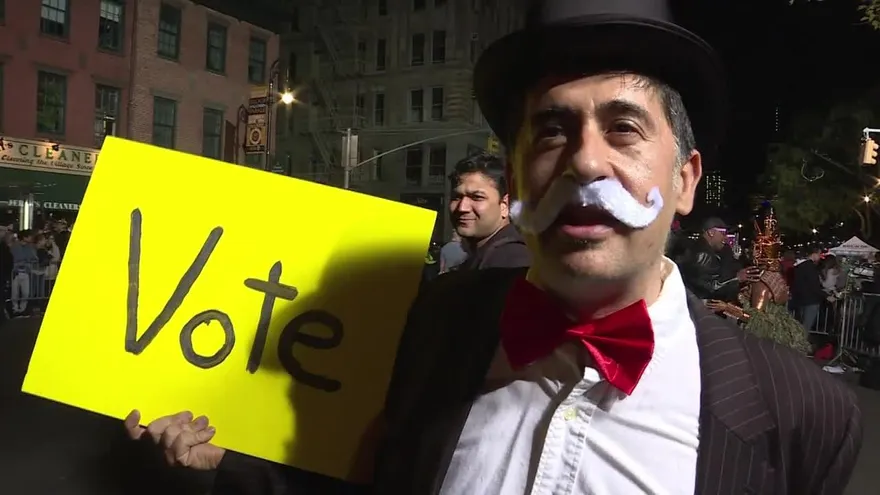 La política se apodera del desfile de Halloween en Nueva York