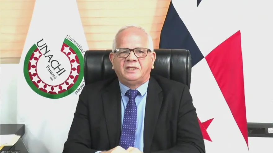 Rector interino de la Unachi garantiza transparencia en periodo electoral