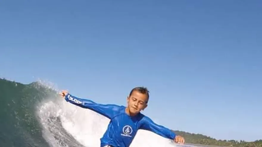 Semillero de surfistas se traslada a Playa Venao