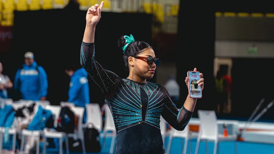Hillary Heron obtuvo la medalla de plata en el Mundial de Gimnasia en El Cairo 2026