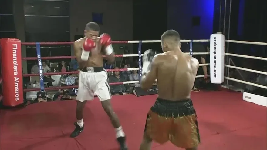 'El Científico' Núñez ganó por nocaut en el primer asalto