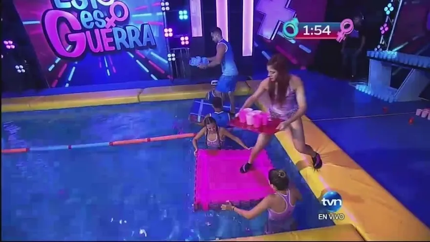 ¡Las Curvas y los Machos mantuvieron el Equilibrio Acuático!