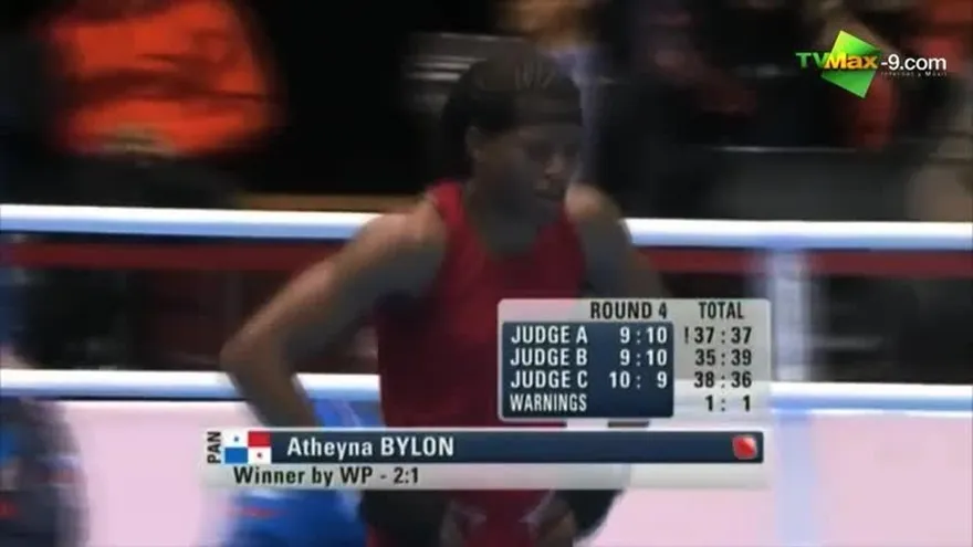 Pelea de la final de Atheyna Bylon parte 2