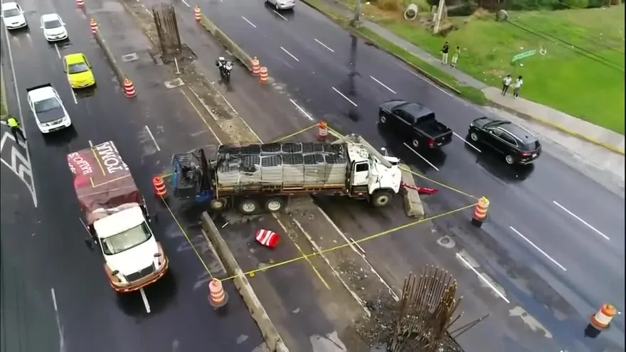 Camión volquete se quedó sin frenos y muere una persona en Villa Lucre