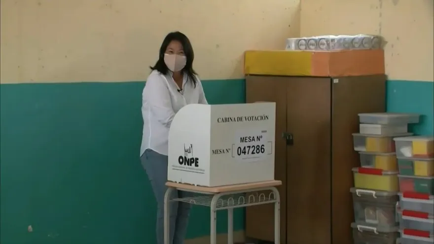 Izquierdista Castillo y Keiko Fujimori se acercan al balotaje presidencial en Perú