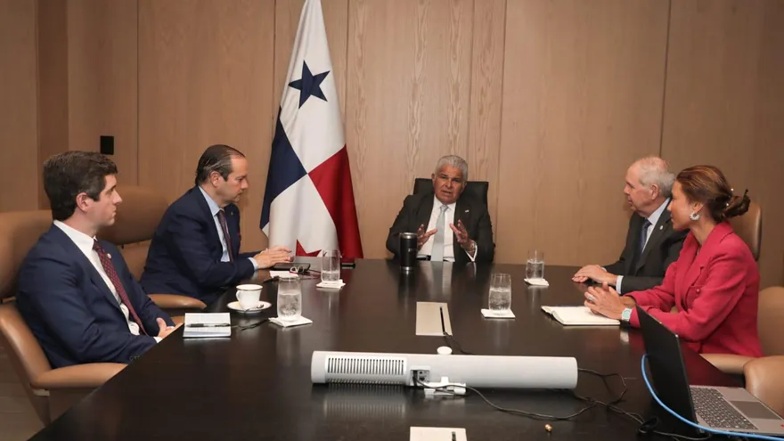 Como parte de esta agenda diplomática, se informó que para el martes 6 de enero la embajadora de Panamá ante la OEA, Ana Irene Delgado, presentará una ponencia durante la sesión extraordinaria del Consejo Permanente de ese organismo, en Washington, en la que se analizarán los acontecimientos más recientes registrados en Venezuela.