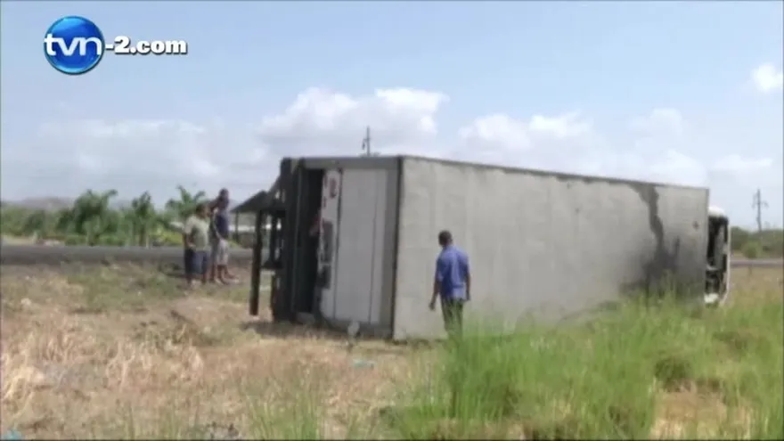 Vuelco de vehículos en Coclé y Panamá