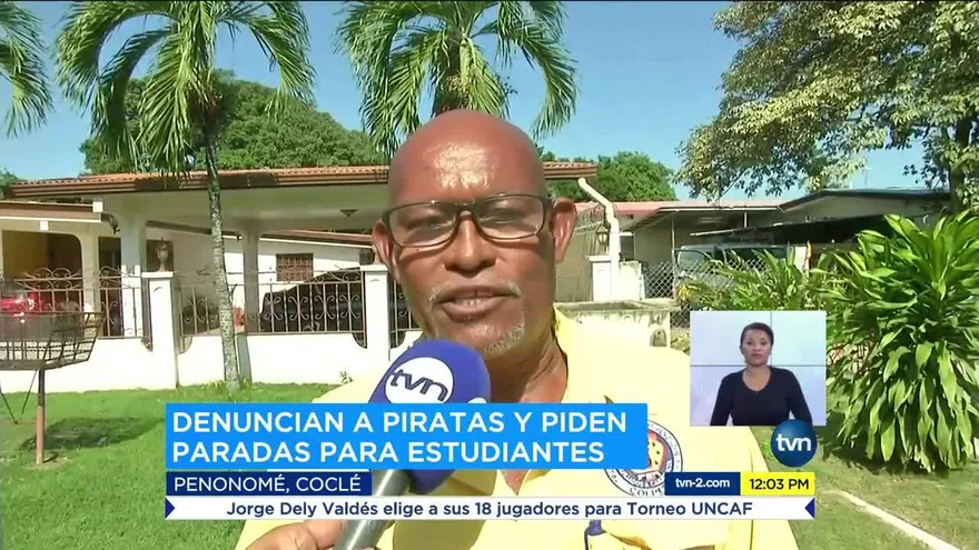 Transportistas de buses colegiales protestan en la ATTT de Penonomé