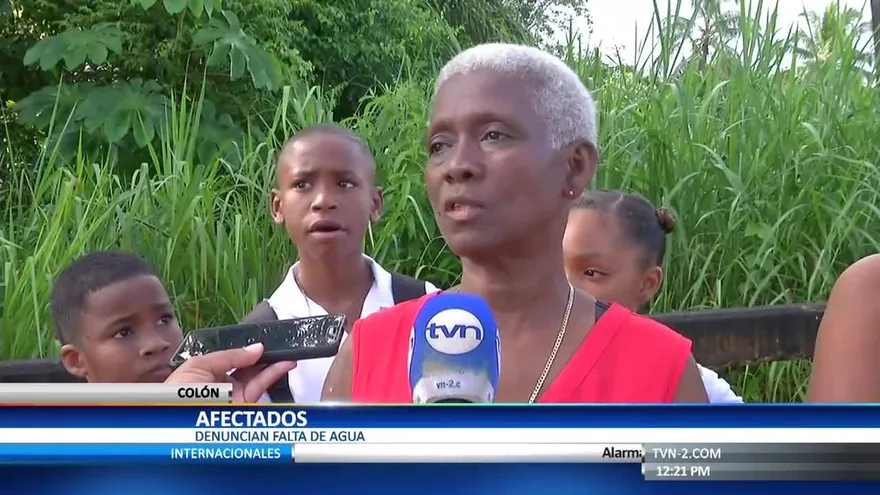 Barracas y multis de Río Alejandro se quedan sin agua