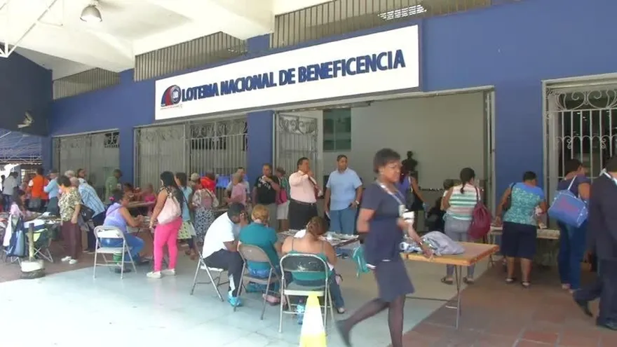 Billeteros evitan opinar por temor a represalias