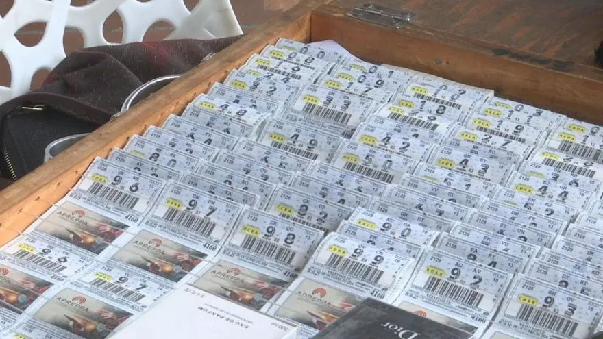 Billeteros exigen que las autoirdades castiguen la venta de chances clandestinos.