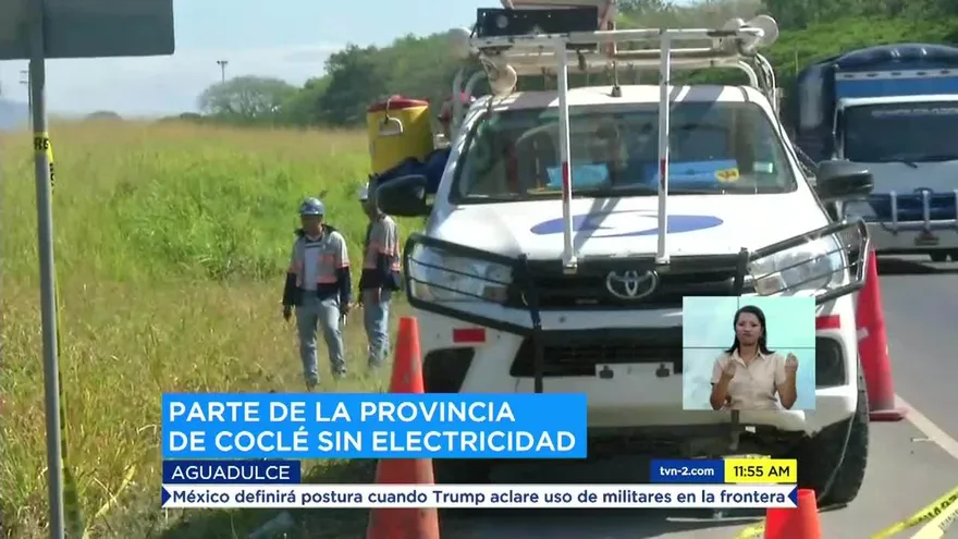 Colisión de camión contra poste afecta suministro de luz en casi todo Coclé