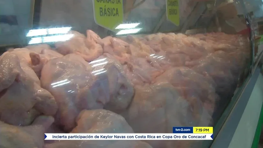 Panamá se prepara para exportar pollos a China