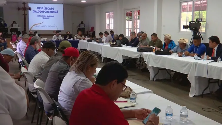Rebaja de energía estanca mesa de diálogo