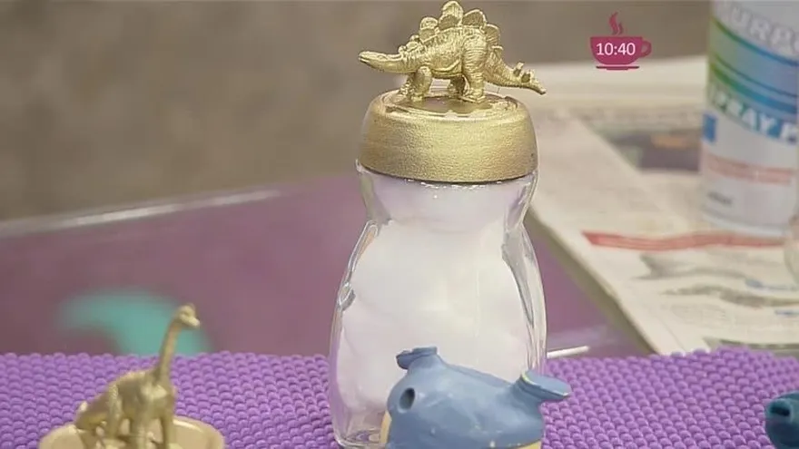 Esos muñecos que tu hijos no usa. ¡Sácale provecho!