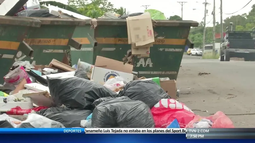 Basura en las calles tras celebración del Año Nuevo