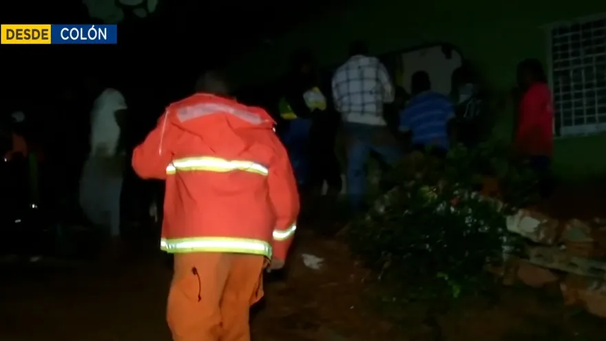 Una mujer muere en deslizamiento de tierra en Colón
