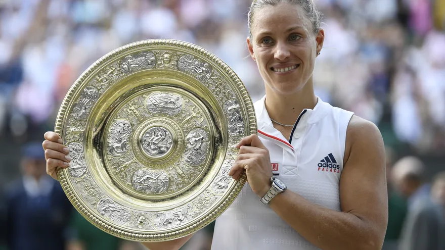 Kerber anula a Serena, gana Wimbledon y sucede a Steffi Graf | Agencias