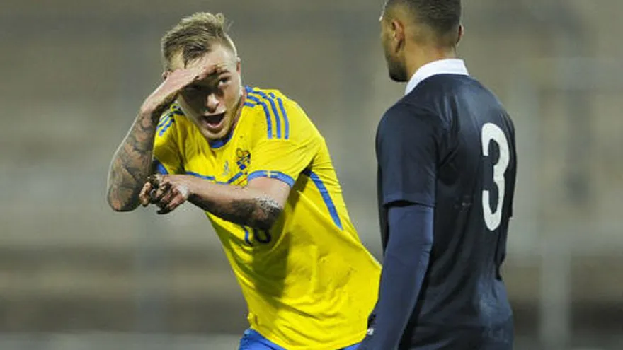 Kurzawa celebró antes de tiempo y los suecos se burlaron