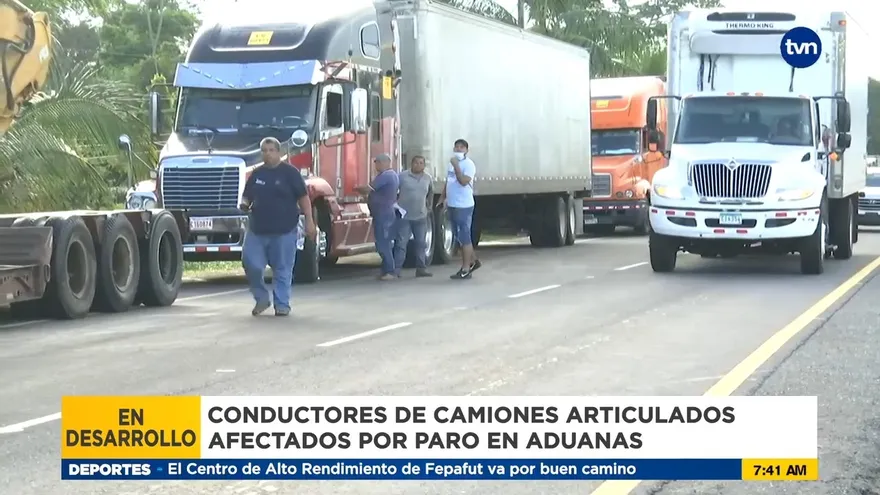 Grandes pérdidas económicas en la frontera por paro de funcionarios aduaneros