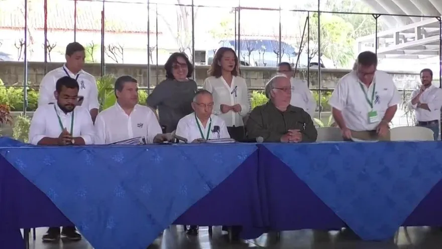 Oposición reconsidera diálogo por retiro de Iglesia en Nicaragua