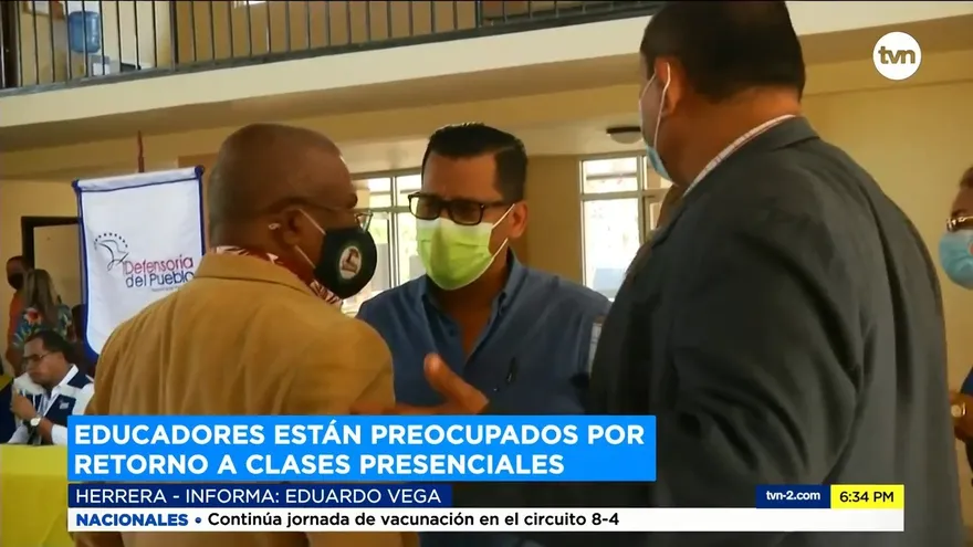 Educadores y autoridades se reúnen en Chitré para el retorno a las aulas