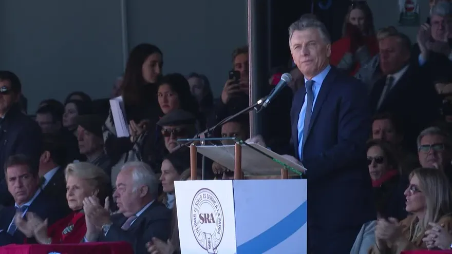 Macri seduce a productores agrícolas en recta final de campaña a las primarias