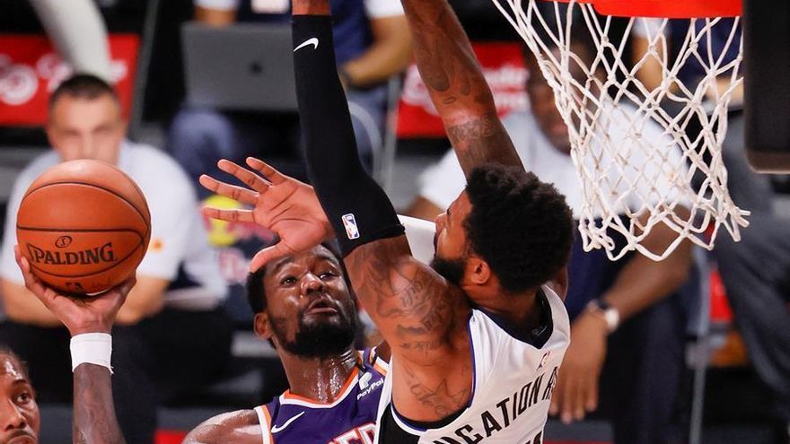 Ayton y Booker mantienen invictos a los Suns