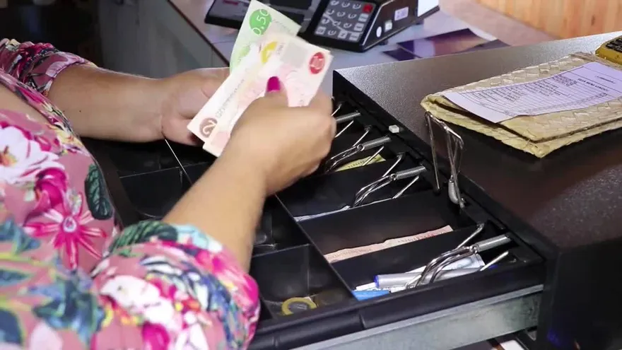 El 'gostoso', la moneda solidaria del norte de Brasil