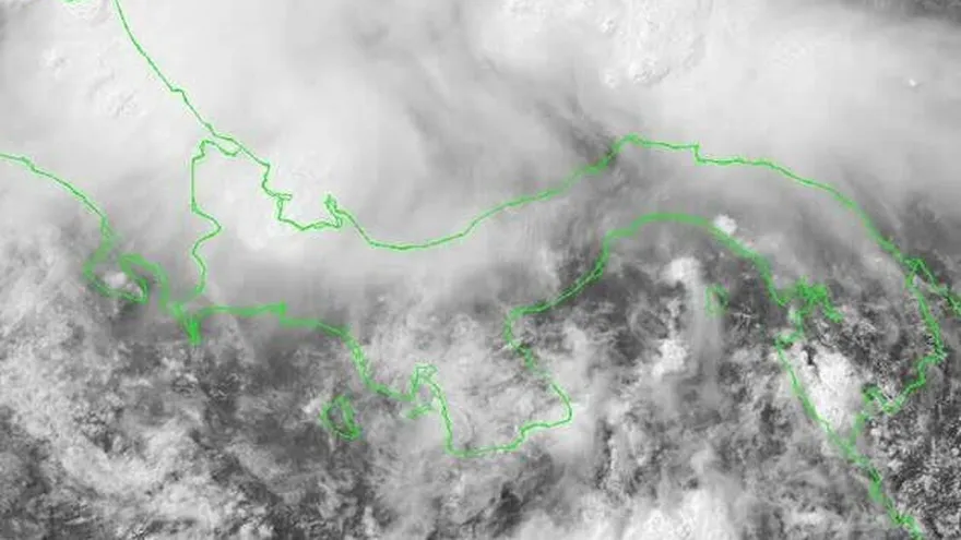 Aviso de prevención hasta las 6:30 por el paso de onda tropical