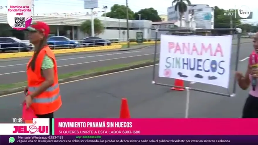 Zuly se fue a rellenar huecos en las calles