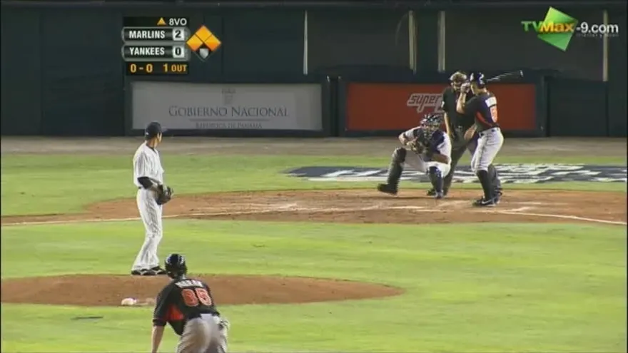 Marlins anotaron 3 en el 8vo episodio