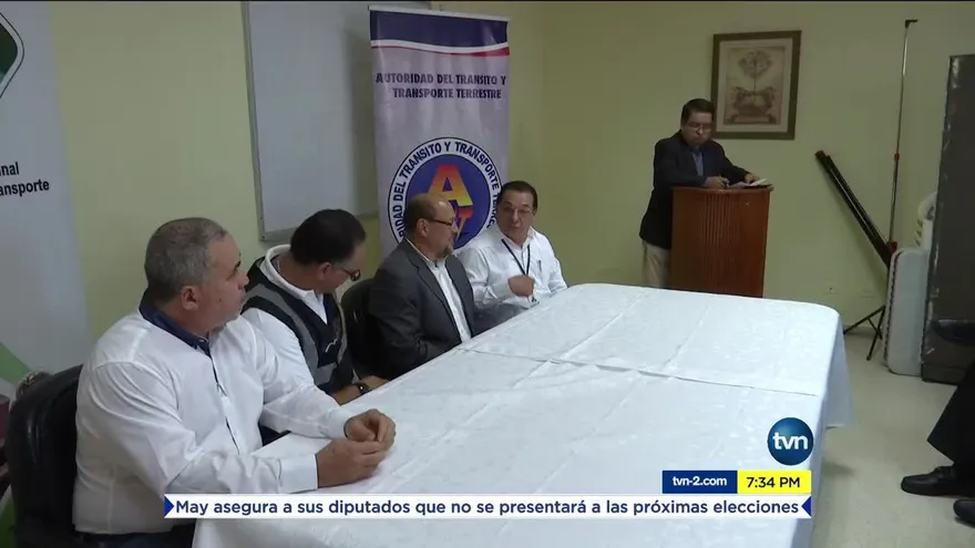 Capacitan a más de 300 conductores