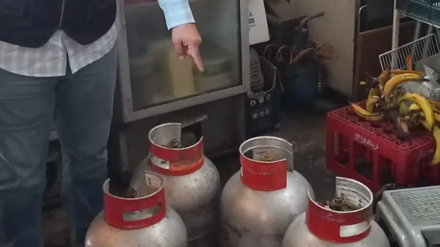 Tanques de gas subsidiados por el Estado dentro de algunos comercios