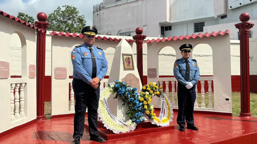 Autoridades del BCBRP recuerdan a los bomberos caídos en 1914