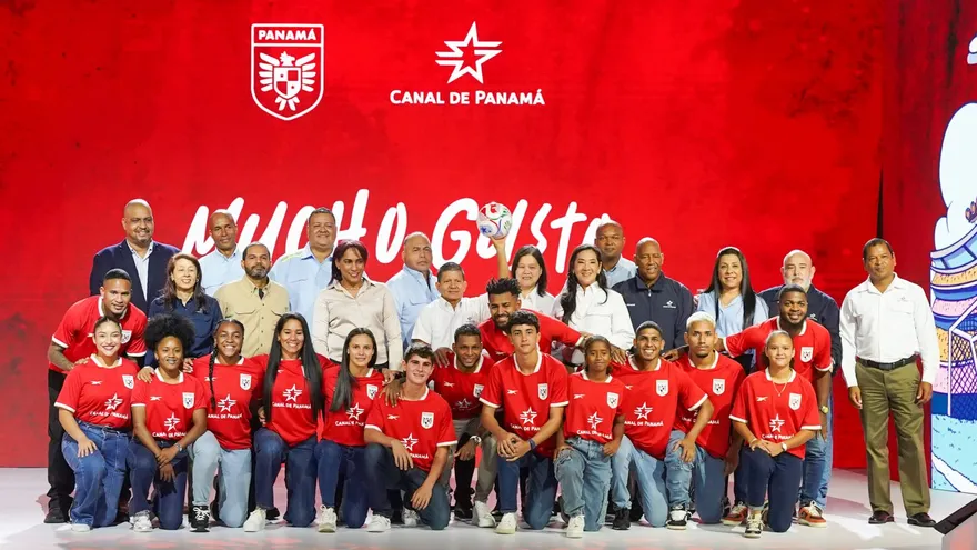 Federación Panameña de Fútbol y el Canal de Panamá juntos