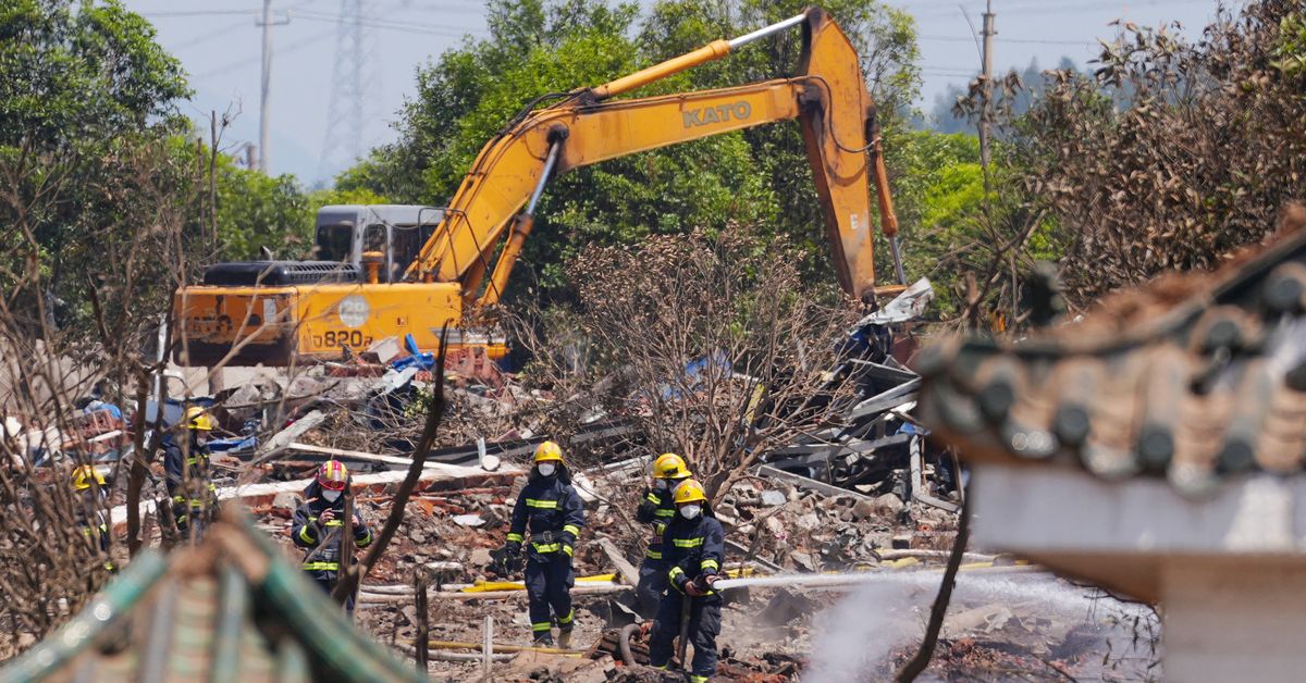 Una explosión en una fábrica de fuegos artificiales en China deja 26 muertos