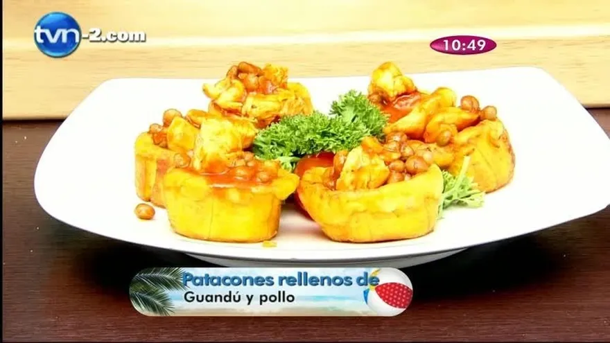 Patacones Rellenos de Guandú y Coco