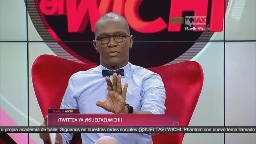 El Chombo se enfrasca con artistas Panameños - Parte 2