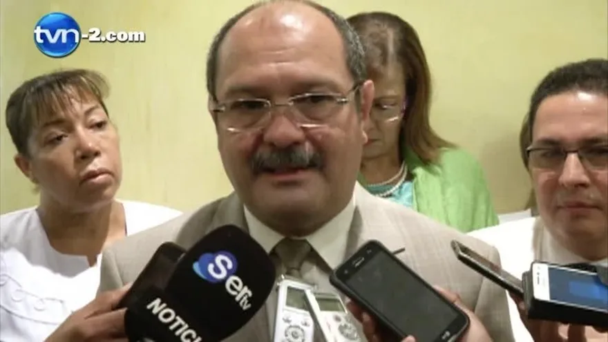 Director de la Caja del Seguro Social justifica el alquiler de ambulancias