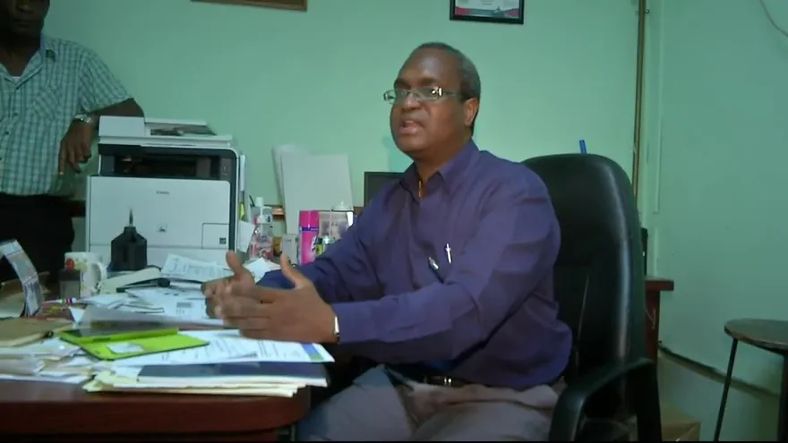 Dos robos en menos de un mes en colegio León A. Soto