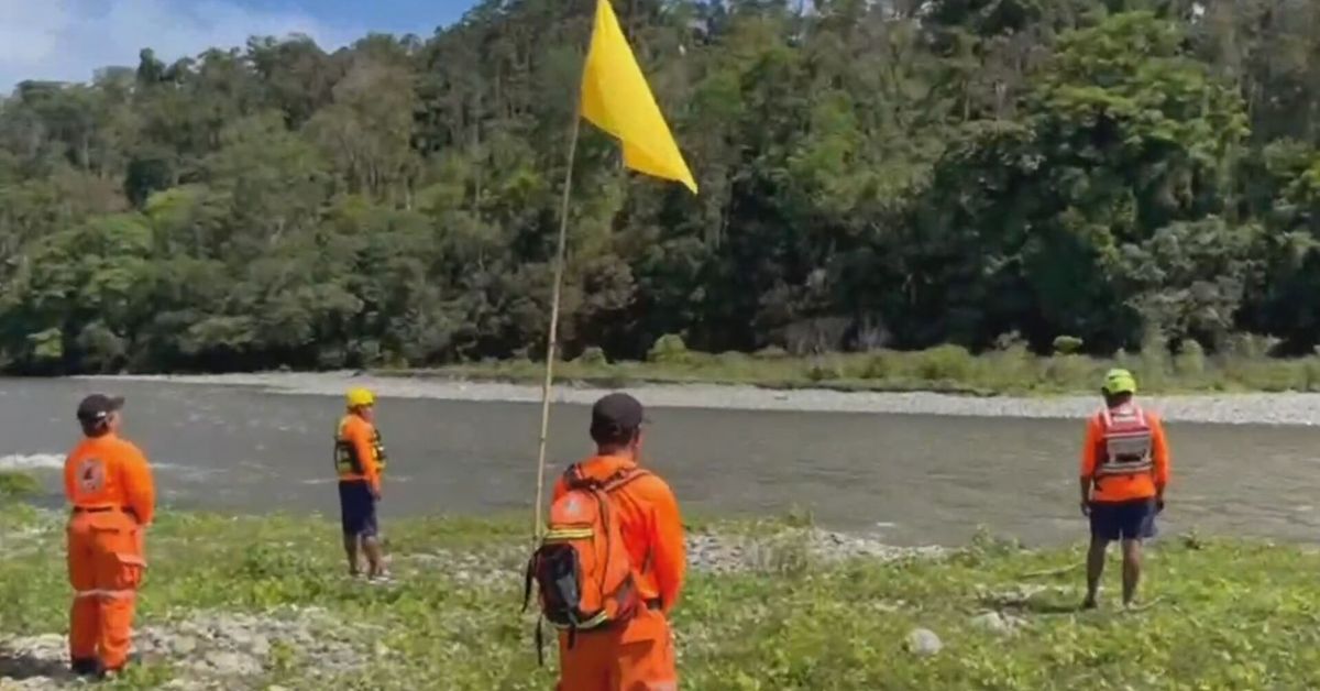 Rescatan a cuatro menores en el río Teribe en Bocas del Toro tras ser sosprendidos por la fuerte corriente