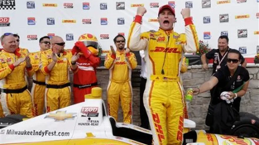 Hunter-Reay gana IndyCar en Milwaukee