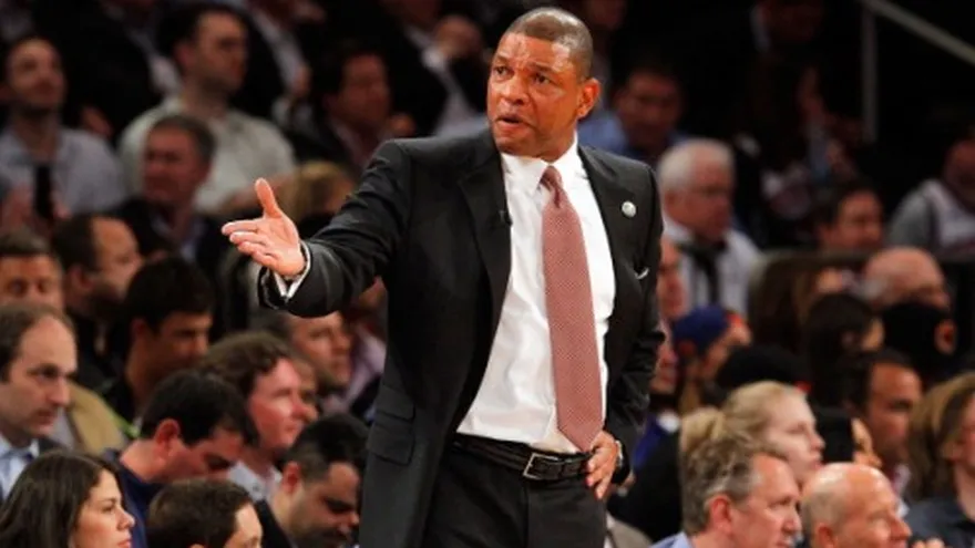 Clippers contratarían a Doc Rivers