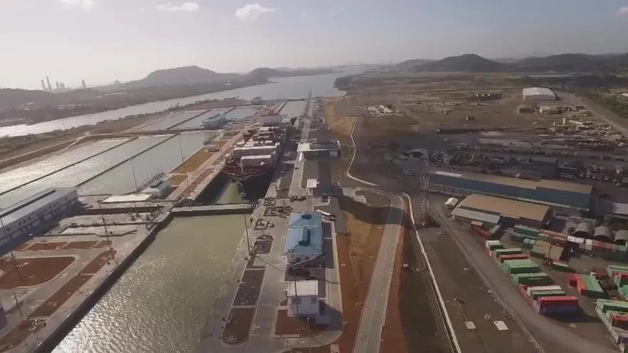 Neopanamax número 1.000 transitó hoy por el Canal ampliado