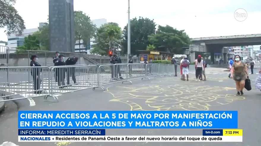 Manifestación en repudio a violaciones y maltratos a niños