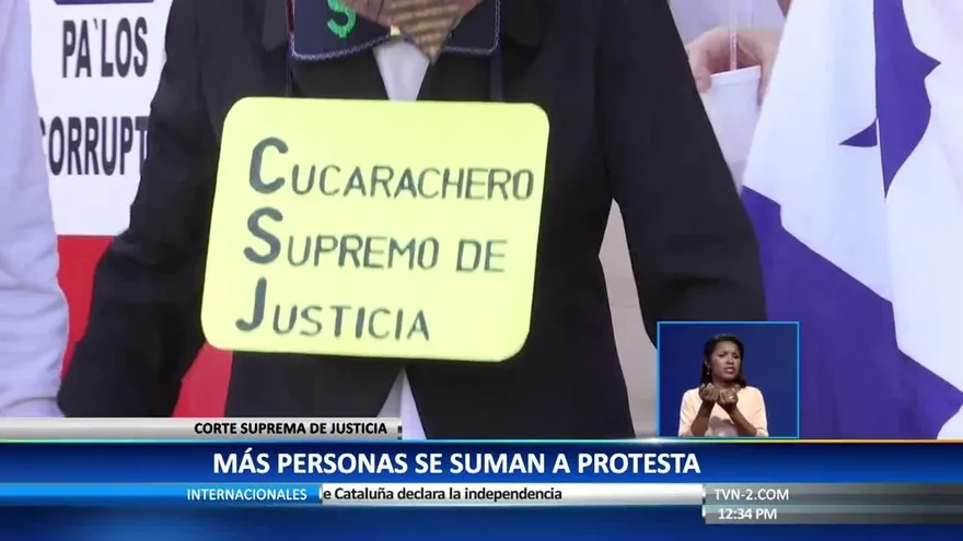 Protestan en la Corte en contra de la corrupción