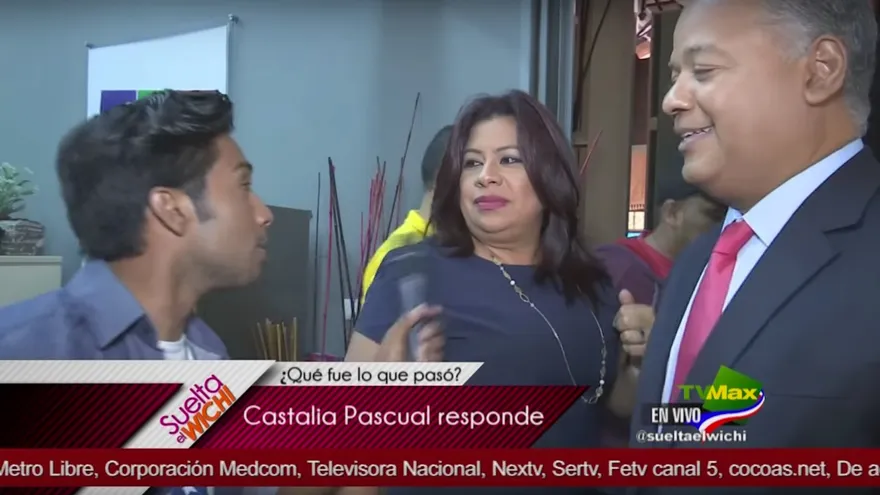 Castalia Pascual no dejó hablar a Cabrera ni a Edna
