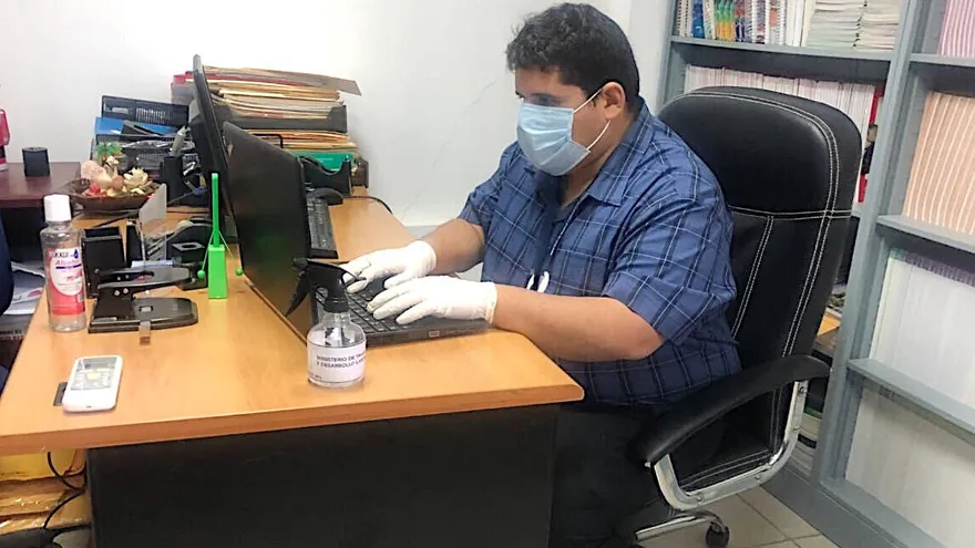 Mitradel explica proceso de reactivación de contratos laborales