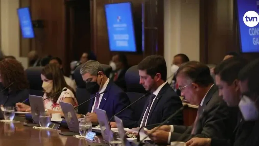 Autorizan al Ministro de Salud a presentar ley de medicamentos